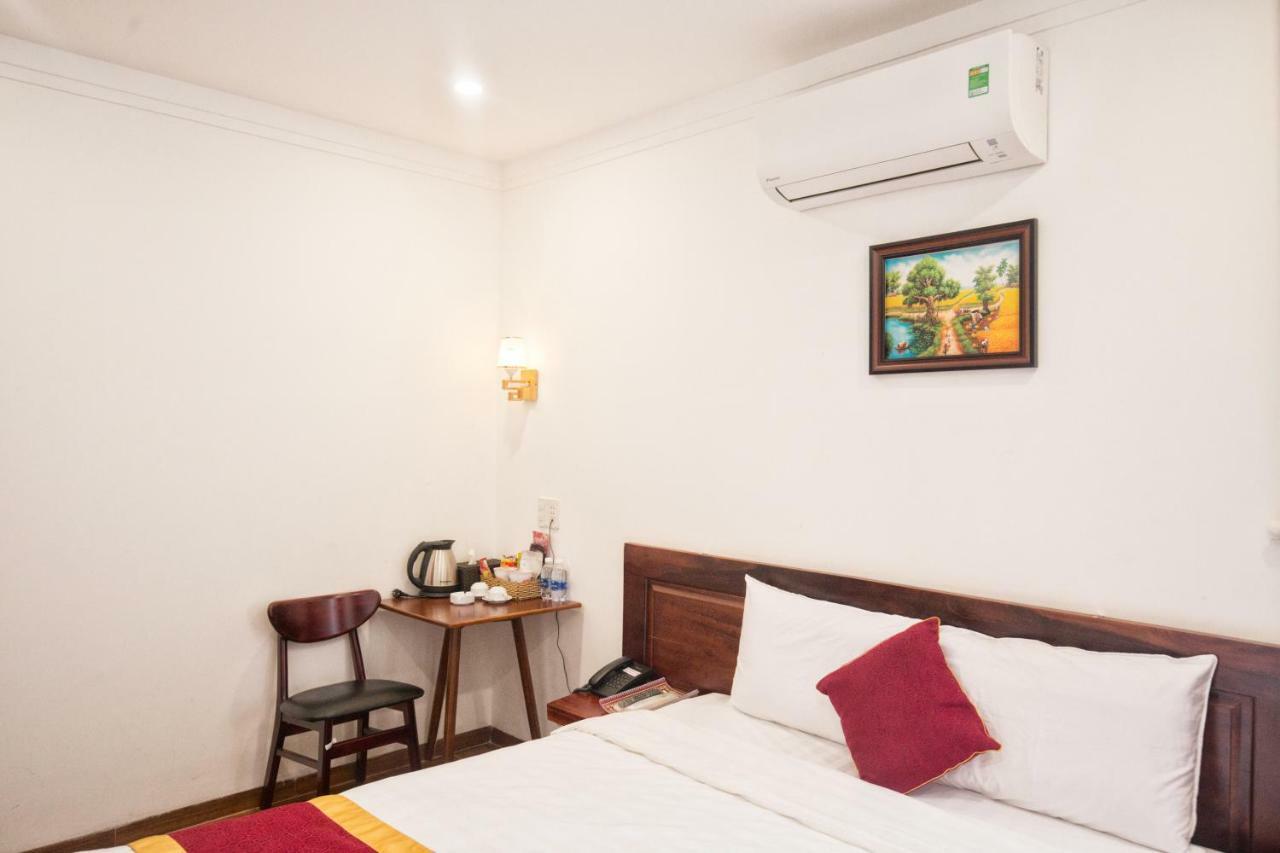 Le Centre Pleiku Hotel Exterior photo